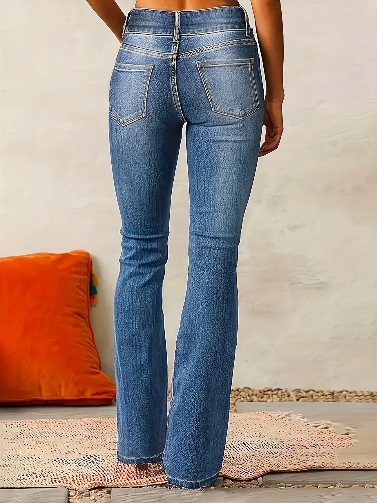 Freya | Women's Flare Jeans | High-Waist · Eltrendio