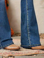 Freya | Women's Flare Jeans | High-Waist · Eltrendio