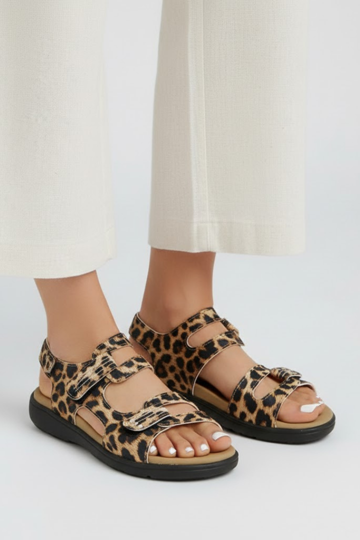Lucy | Women's Wide Fit Sandals | Touch Fastening · Eltrendio