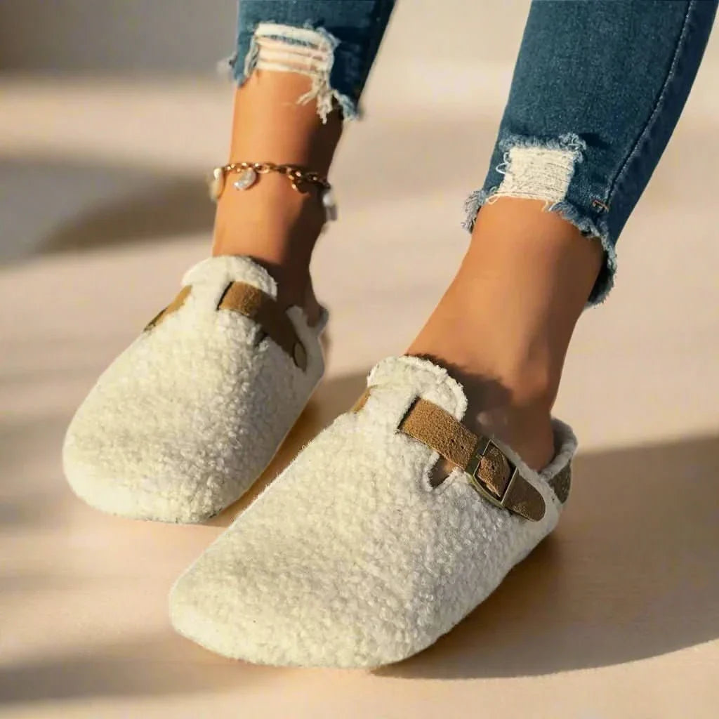 Lily | Women’s Buckle Detail Slippers | Closed Toe Slip On Indoor Footwear-Women Shoes-Eltrendio